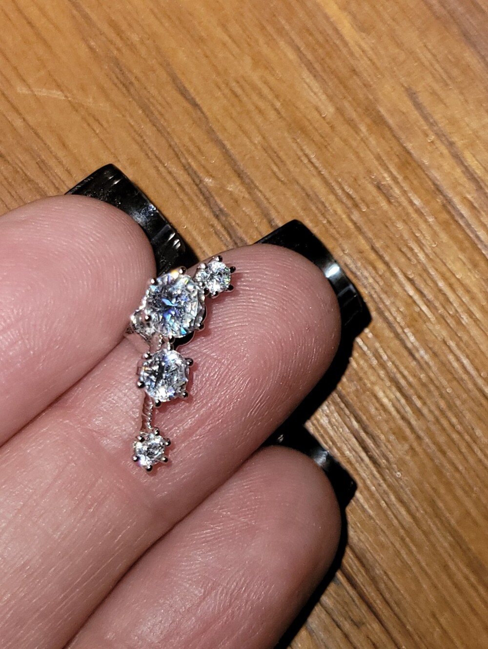 GORGEOUS! Cubic Zirconia Rhodium Earring Crawler